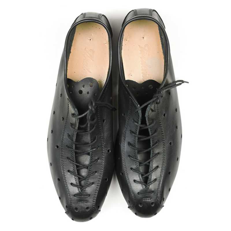 Schuhe - The “Trainite” model - Tiralento